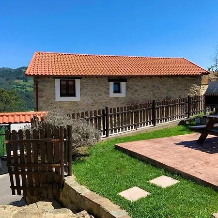 Charming House In With Shared Pool Casa de Férias *