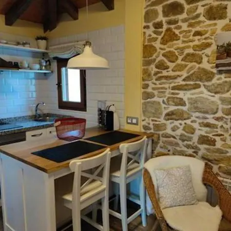 度假居 Charming House In With Shared Pool