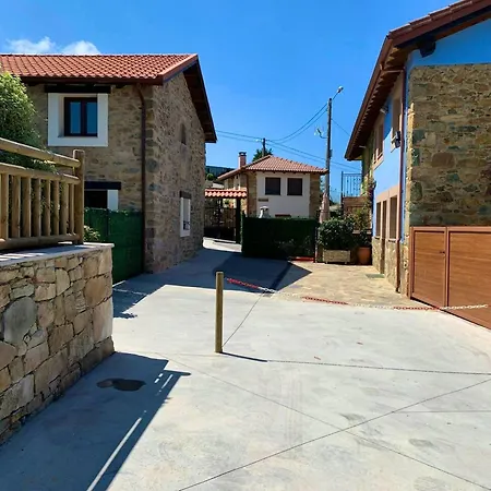 度假居 Charming House In With Shared Pool *